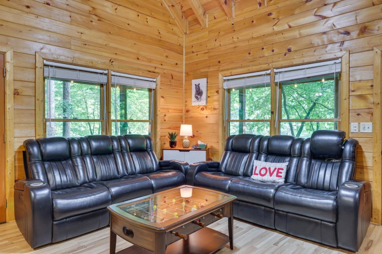 Riverfront Ellijay Cabin With Deck And Pool Access! Екстериор снимка